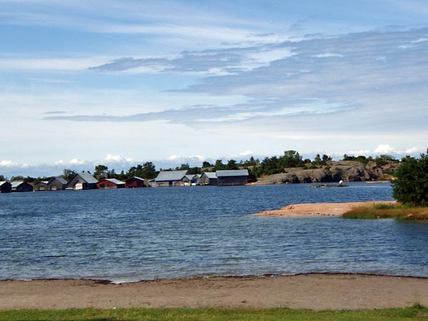 aland010.jpg (71197 bytes)