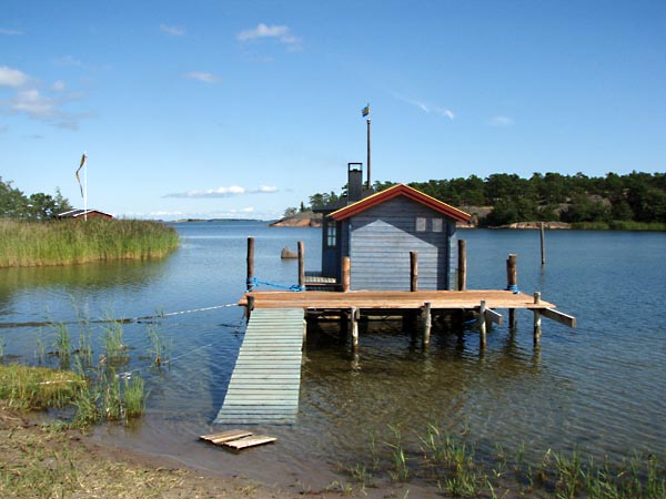 aland032.jpg (75380 bytes)