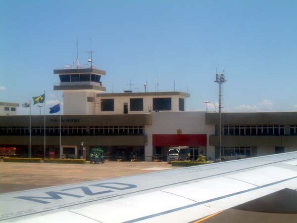 br0014.jpg (39977 bytes)