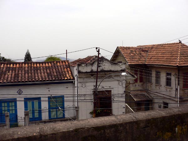 br0572.jpg (66077 bytes)
